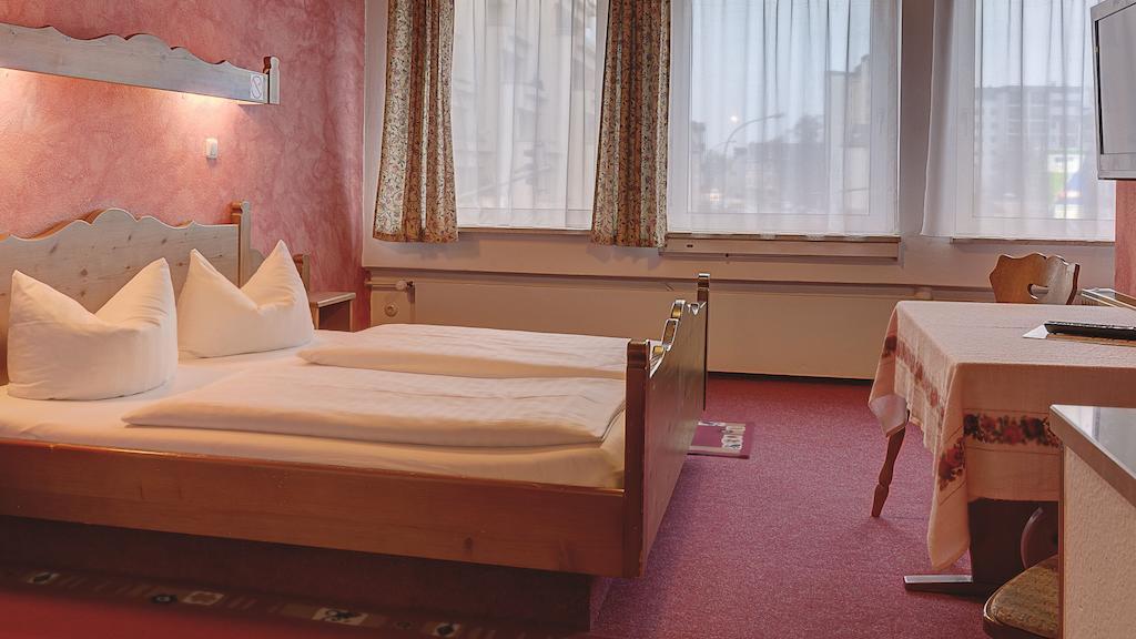 Hotel Luitpold Landshut Cameră foto