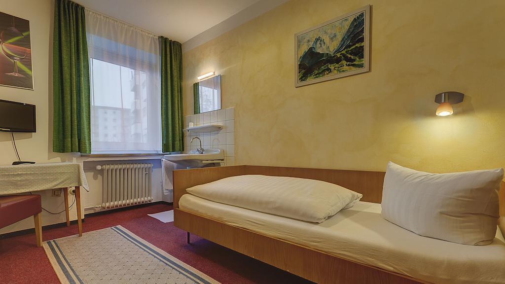 Hotel Luitpold Landshut Cameră foto